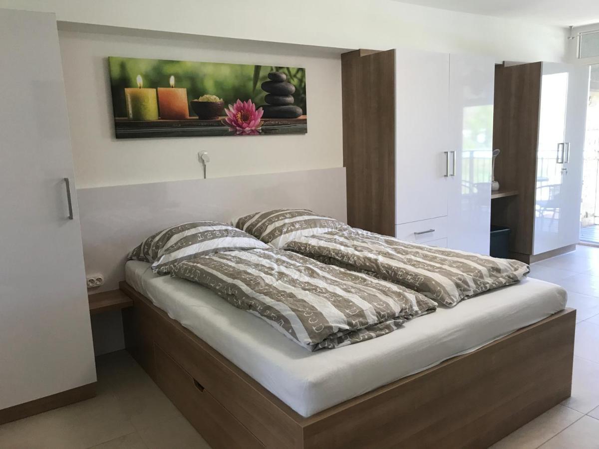 Апартаменти Tisza Gyongye Apartmanhaz Сегед Екстер'єр фото