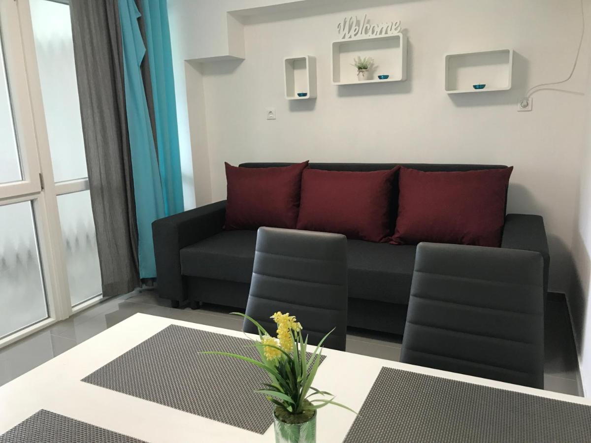 Апартаменти Tisza Gyongye Apartmanhaz Сегед Екстер'єр фото