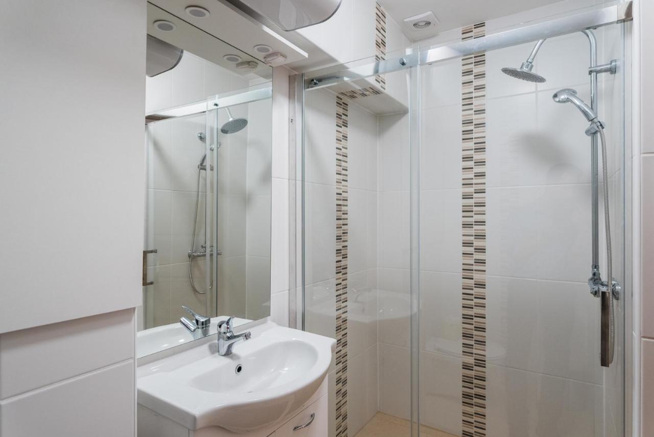 Апартаменти Tisza Gyongye Apartmanhaz Сегед Екстер'єр фото
