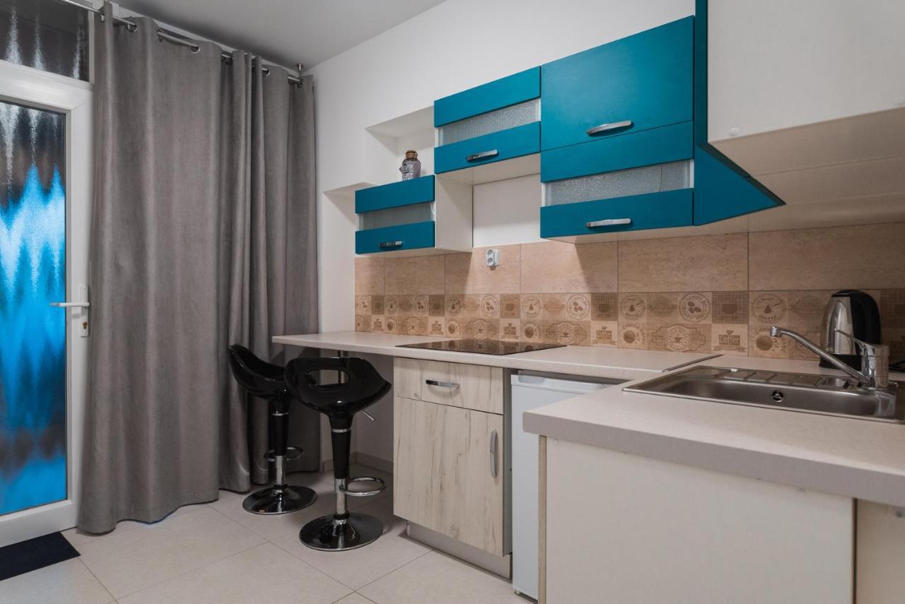 Апартаменти Tisza Gyongye Apartmanhaz Сегед Екстер'єр фото