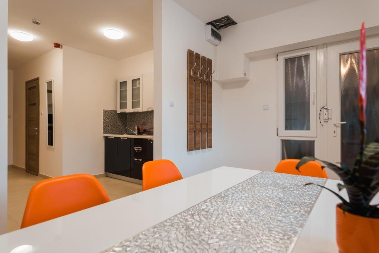 Апартаменти Tisza Gyongye Apartmanhaz Сегед Екстер'єр фото